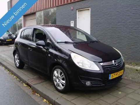 Opel CORSA 1.4   5 deurs met airco  11-2008
