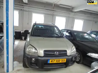 Hyundai Tucson 2.0i Dynamic MET AIRCO