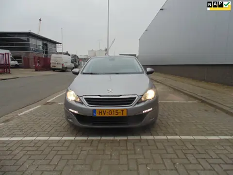 Peugeot 308 SW 1.6 BlueHDI Blue Lease Executive Pack NAVI CMMERA PANO DAK