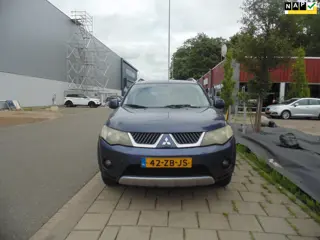 Mitsubishi Outlander 2.4 Intro Edition 2WD