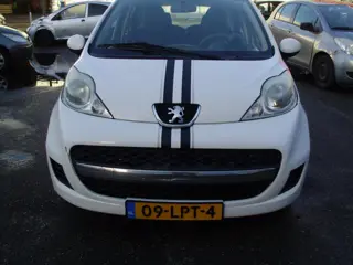 Peugeot 107 1.0-12V XS MET AIRCO LEDER