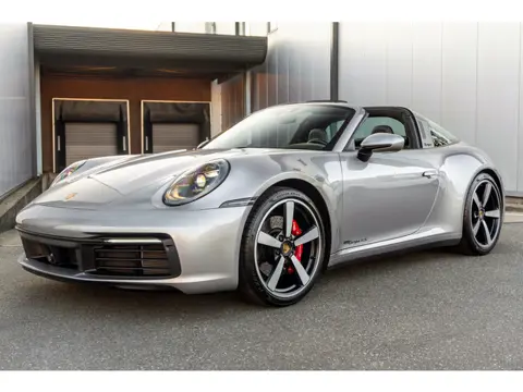 Porsche 911 (992) Targa 4S - GT-Silver - Burmester - Lift - Sport Chrono
