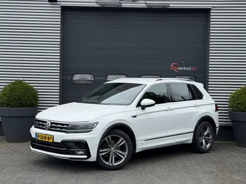 Volkswagen Tiguan 1.5 TSI DSG R-Line | Navigatie | Camera | Adaptive Cruise Control | LED | Carplay 