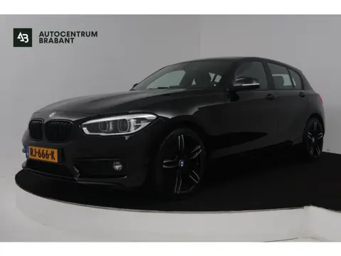 BMW 1-serie 118i Corporate Lease Executive (GROOT-NAVIGATIE, CLIMA, SPORTSTOELEN, PARKEERSENSOREN, L