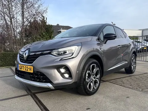Renault Captur 1.3 TCe 140 Initiale Paris (bj 2023)