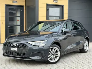 Audi A3 Sportback 40 TFSI e S-Edition - 360 Camera - Panorama - Carplay - Virtual Cockpit - 45000 KM