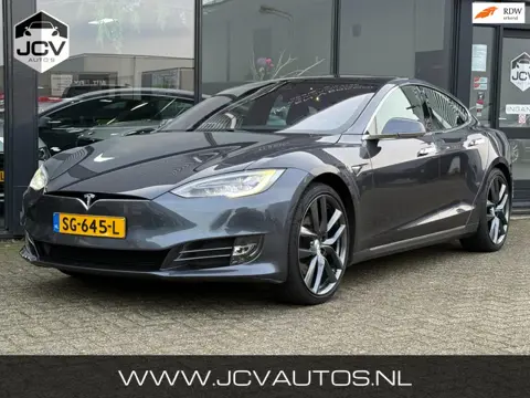 Tesla Model S 75D Base Glasdak/AUTOPILOT
