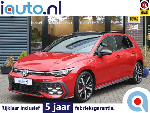 Volkswagen Golf 1.5 eHybrid 272pk GTE Black Style Pano/Leder/IQ.Light/360/Head-up/DCC/Keyless/Elek. 