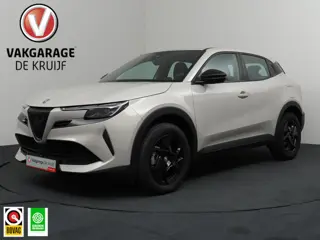 Alfa Junior 1.2 Turbo Hybrid Ibrida | Apple Carplay | Airco | LED | ACC!