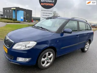 Skoda Fabia Combi 2011 * 1.2 TDI Greenline * LMV * ELEC. RAMEN * AIRCO *