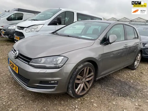 Volkswagen Golf 2014 * 1.4 TSI Highline * AUTOMAAT * LED * STOELMASSAGE