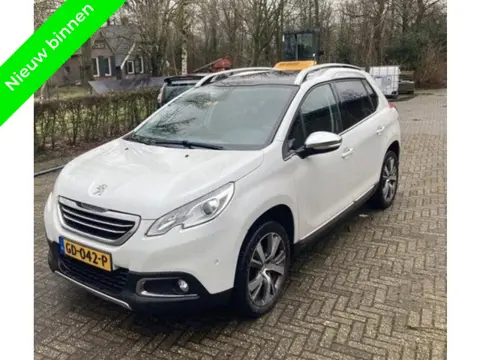 Peugeot 2008 1.6 e-HDi Allure Panorama|Leer|JBL 2015