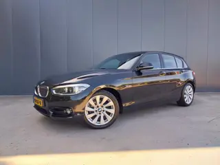 BMW 1-serie 116d AUTOMAAT Executive XENON NAVI CRUISE ECC TREKHAAK