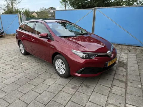 Toyota Auris 1.8 Hybrid Active Keyless starten, navigatisysteem