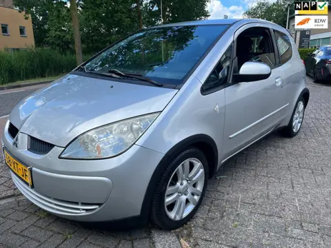Mitsubishi Colt 1.5 QS Ninety