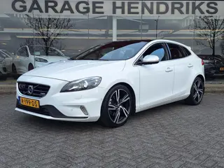 Volvo V40 1.6 T4 R-Design Automaat | Pano | Leder | Trekhaak | Adaptive CC | BLIS | Camera | Memory 