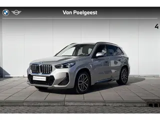 BMW iX1 xDrive30 M-Sport 18 Inch / Comfort Acces / Electrische Zwenkhaak / Getinte Ramen Achter / Bi