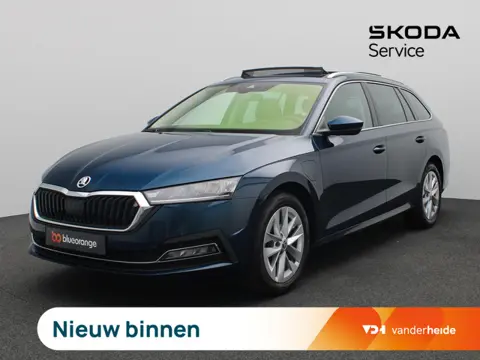 Skoda Octavia Combi 1.4 TSI iV PHEV Business Edition Plus 204PK DSG SOH 97,07%, Panoramadak, Trekhaa