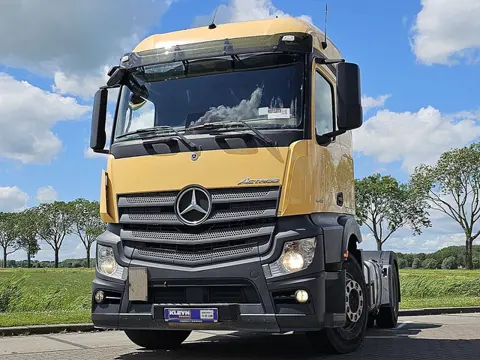 MERCEDES-BENZ ACTROS 1843
