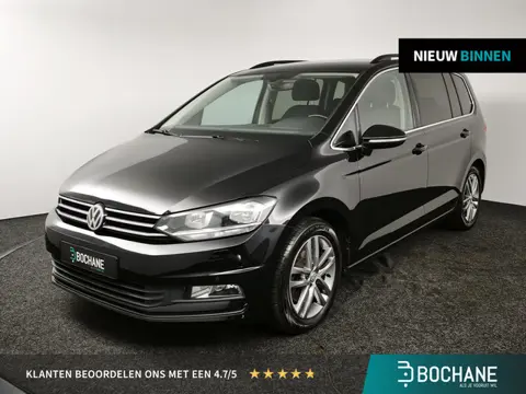 Volkswagen Touran 1.4 TSI Highline Business R 7p | Trekhaak | Parkeersensoren V+A | Stoelverwarming 