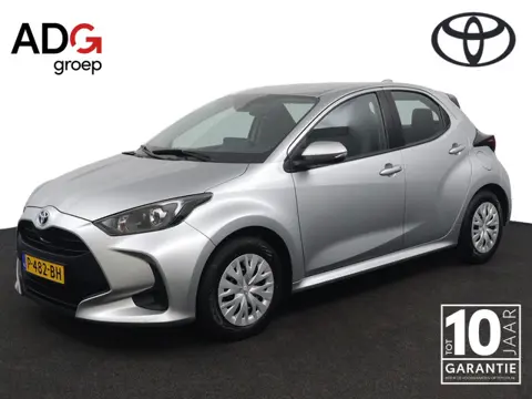 Toyota Yaris 1.5 Hybrid Active Trekhaak | Adaptieve Cruise Control | Climate Control | Lichtsensor |
