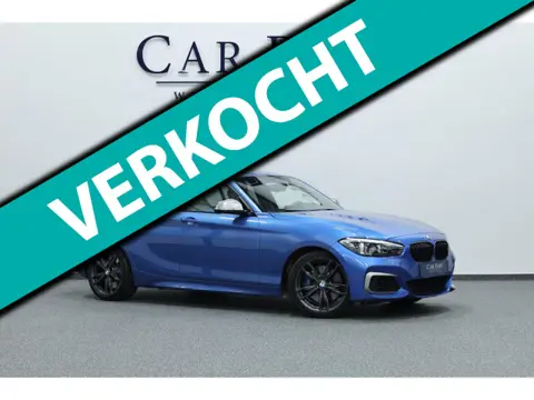 BMW 1-serie M140i Special Edition LED/SCHUIFDAK/LEER+S.VERWARMING/LMV/PDC/CRUISE/ECC/12 MND GARANTIE