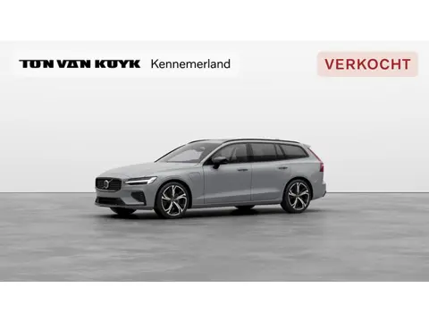 Volvo V60 2.0 T8 Plug-in hybrid AWD Plus Perform. Ed. Dark / Pano. dak / Elek. verstelbare stoelen /