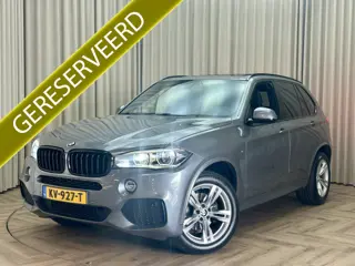 BMW X5 xDrive30d *M-Sport* Panoramadak / HUD / Leder/Alcantara / Trekhaak / Keyless / Memory Seat / 