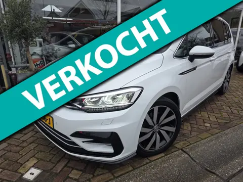 Volkswagen TOURAN 1.5 TSI Highline Business R 7p,panorama,automaat,schitterende auto