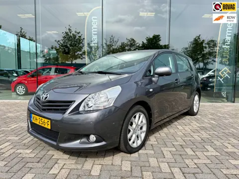 Toyota Verso 1.8 VVT-i Luxe, 7-persoons, dealer onderhouden