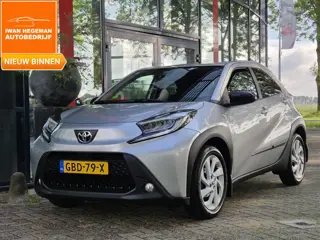 Toyota Aygo X 1.0 VVT-i MT first | Climate Control | Navigatie via Apple Carplay | Stoelverwarming |