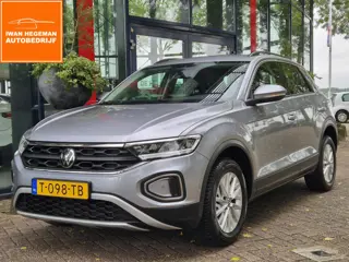 Volkswagen T-Roc 1.0 TSI Life | Navigatie | Digitaal dashboard | Adapt. Cruise Control | Parkeersens