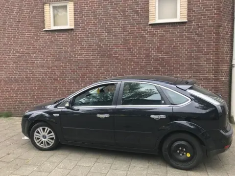 Ford Focus 1.6 TDCI 5 DRS HB 2005 Onderdelen en Plaatwerk