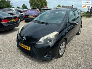 Toyota Yaris 1.5 Full Hybrid Comfort Airco Dealer Onderhouden Nieuwe Apk