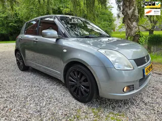 Suzuki Swift 1.5 Exclusive AIRCO 5-deurs