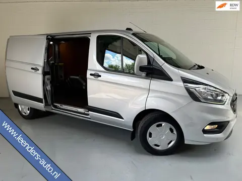 Ford Transit Custom Automaat 300 2.0 TDCI 130pk L2H1 Limited 3persoons, Airco, Navigatie, Trekhaak, 