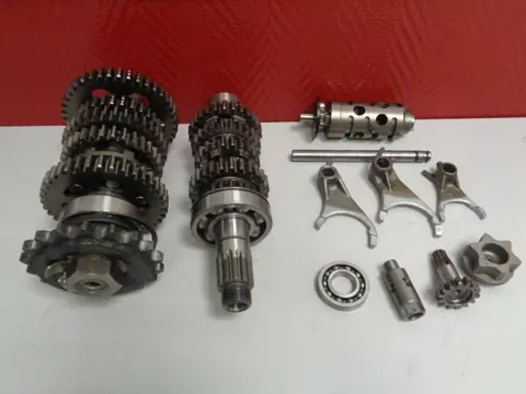 VERSNELLINGSBAK Triumph T509 Speed Triple 1997 - 1999