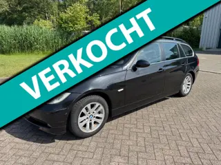 BMW 3-serie Touring 325i High Executive/AUTOMAAT/CLIMA/NAVI/STOELVERWARMING/PARKEERSENSOR/BLEUTOOTH