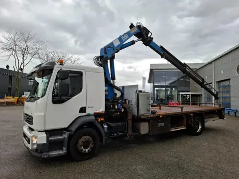 Volvo FL7-240 / HMF 1560 CRANE / 10.6METER / REMOTE / AIRCO / MANUAL / EURO-4 / 2007