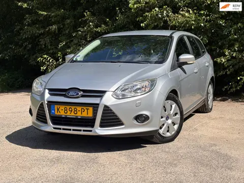 Ford Focus Wagon 1.0 EcoBoost Trend | " 152.000 " KM + Airco Nu € 3.975,- !!!