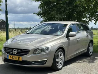 Volvo V60 2.4 D6 AWD Plug-In Hybrid Summum 1e eigen * INCL BTW rijdt perfect