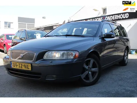Volvo V70 2.0T Edition Sport | Airco | Cruise control | Pano | Parkeersensoren | Stoelverwarming | E