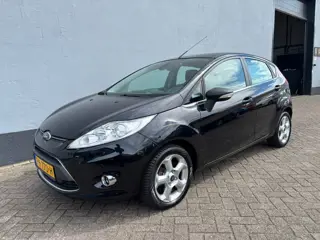 Ford Fiesta 1.25 Titanium 5-Deurs - Climate Control - Trekhaak