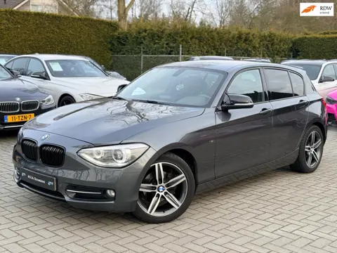 BMW 1-serie 116i Sport|Nieuwe Ketting + Klepseals|Cruise control|Climate control|17 inch|Nette staat