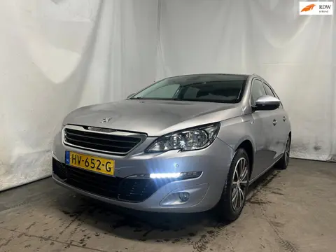 Peugeot 308 SW 1.2 PureTech Style SCHADEAUTO!