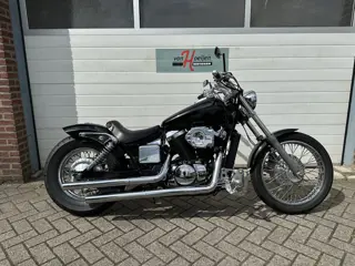 Honda VT 750 C BLACK WIDOW (bj 2002)