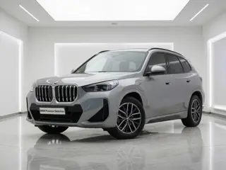 BMW X1 xDrive25e | M-Sport | Panorama | Trekhaak | Voorbereiding Driving Assistant Plus |