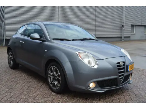 Alfa Romeo MiTo 1.3 JTDm ECO Distinctive bj13 leer ECC mooie auto