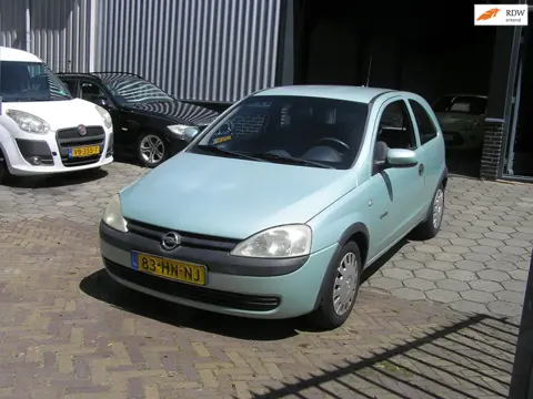 Opel Corsa 1.2-16V Comfort airco APK