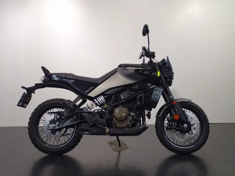 Husqvarna 401 SVARTPILEN (bj 2026)